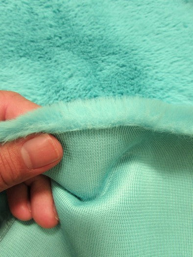Tela de piel sintética «Half Shag» de color ámbar (castor) / Se vende por yardas
