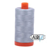 2612 Artic Sky Aurifil Algodón 50wt Bobina grande||color:2612 Artic Sky
