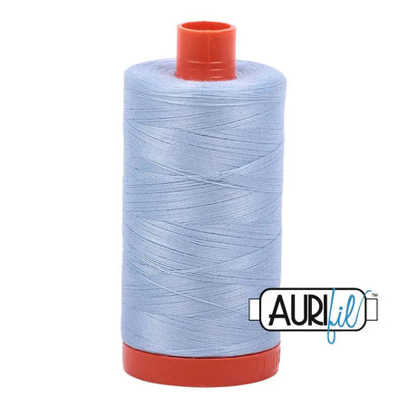 2710 Huevo de petirrojo claro Aurifil Algodón 50wt Bobina grande||color:2720 Huevo de petirrojo claro