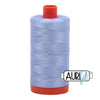 2770 Delft muy claro Aurifil Algodón 50wt Bobina grande||color:2770 Delft muy claro