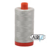 2843 Gris claro verdoso Aurifil Algodón 50wt Bobina grande||color:2843 Gris claro verdoso