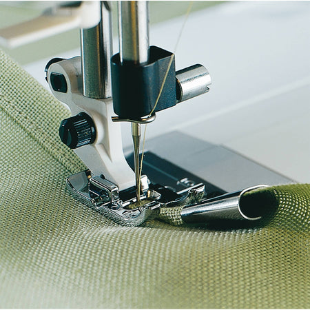 HUSQVARNA® VIKING® 10 mm Hemmer -- Product Image