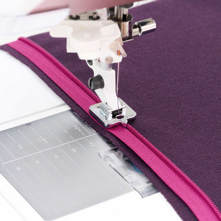 HUSQVARNA® VIKING® Invisible Zipper Foot -- Product Image