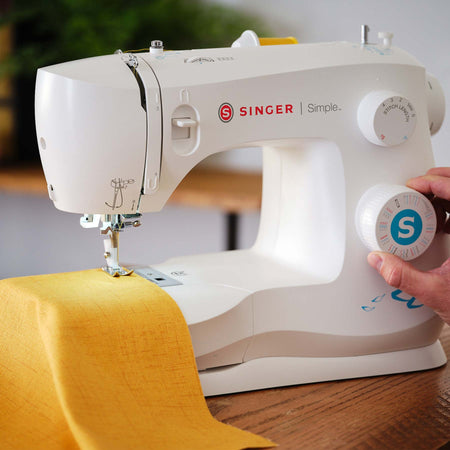 Máquina de coser SINGER® Refurbished Simple™ 3337 -- Imagen del producto