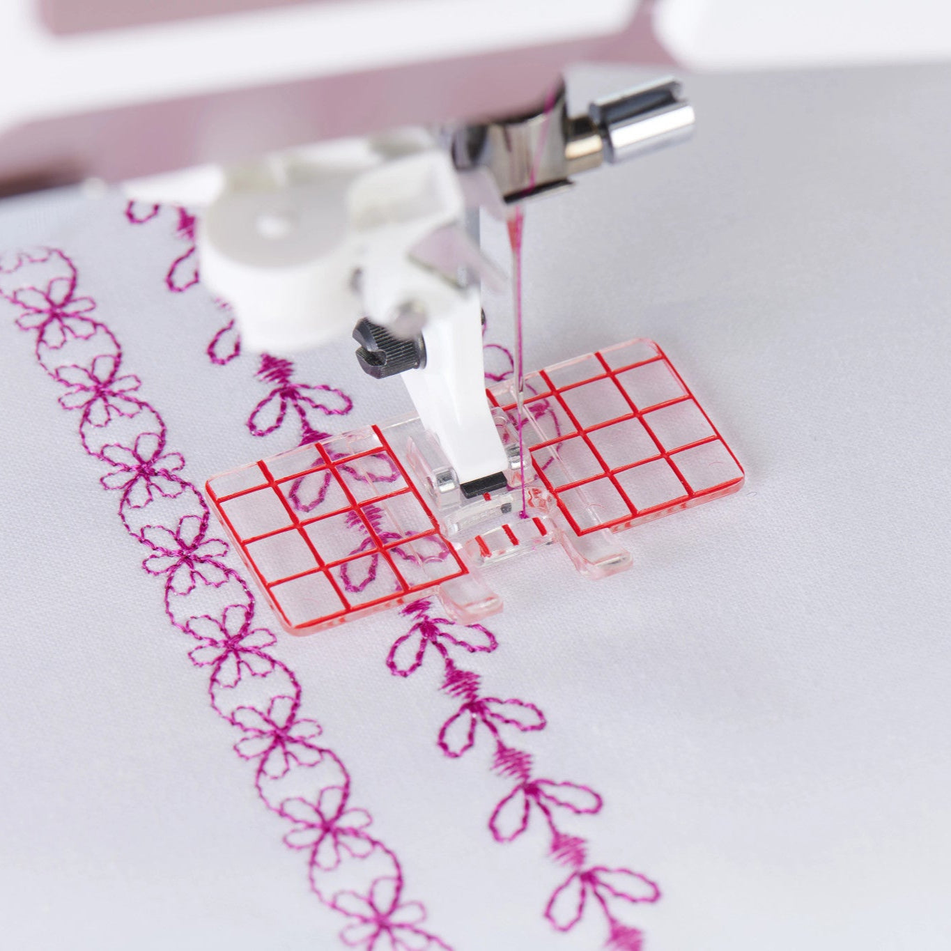 Husqvarna® Viking® Multi-Line Decorative Foot | Husqvarna® Viking®