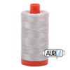 6724 Moonshine Aurifil Algodón 50wt Bobina grande||color:6724 Moonshine