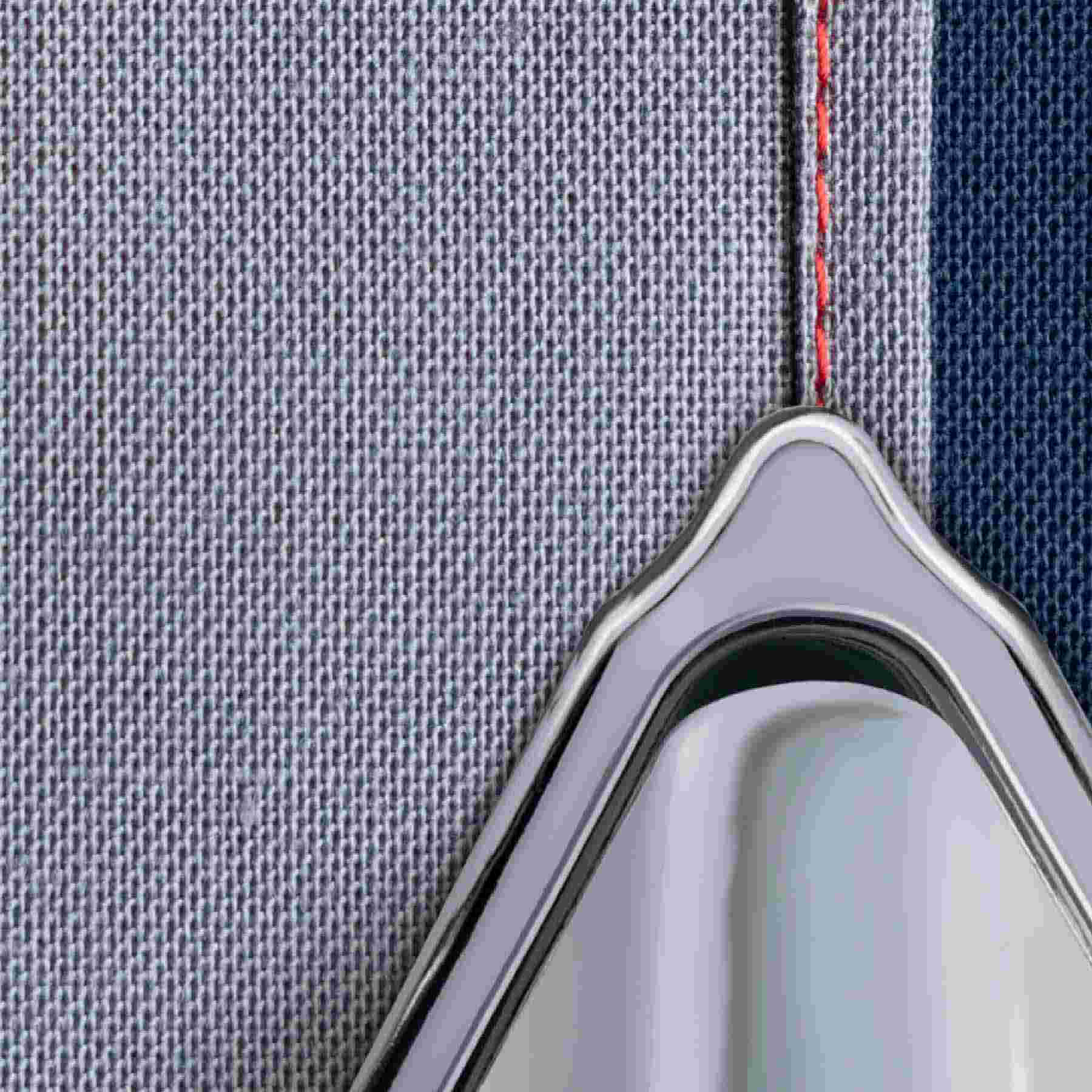 SteamCraft Steam Iron White/Gray | SINGER®