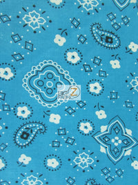 Pañuelo tipo bandana de tela estampada de poliéster y algodón con motivo de cachemira / Turquesa / Se vende por metros