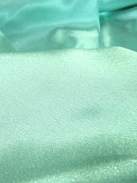 Tela de satén lisa y brillante para novias / Color menta / Se vende por metros