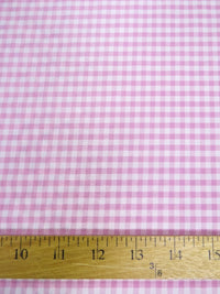 Tela estampada de polialgodón con mini cuadros vichy / Rosa / Se vende por metros