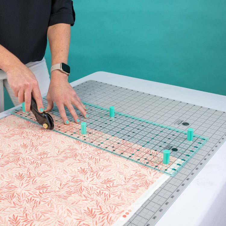 Alfombrilla de corte autocicatrizante Sew Magnetic 24" x 42" de SewTites