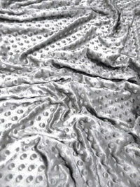 Tela suave para bebé Minky gris con lunares / Se vende por metros