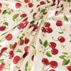 Stitch & Sparkle, 100 % poliéster, charmeuse de 57" de ancho, cerezas y blanco, se vende por yardas