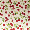 Stitch & Sparkle, 100 % poliéster, charmeuse de 57" de ancho, cerezas y blanco, se vende por yardas