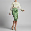 Stitch & Sparkle, 100 % poliéster, charmeuse de 57" de ancho, estampado Shibori de rombos — verde, se vende por yardas