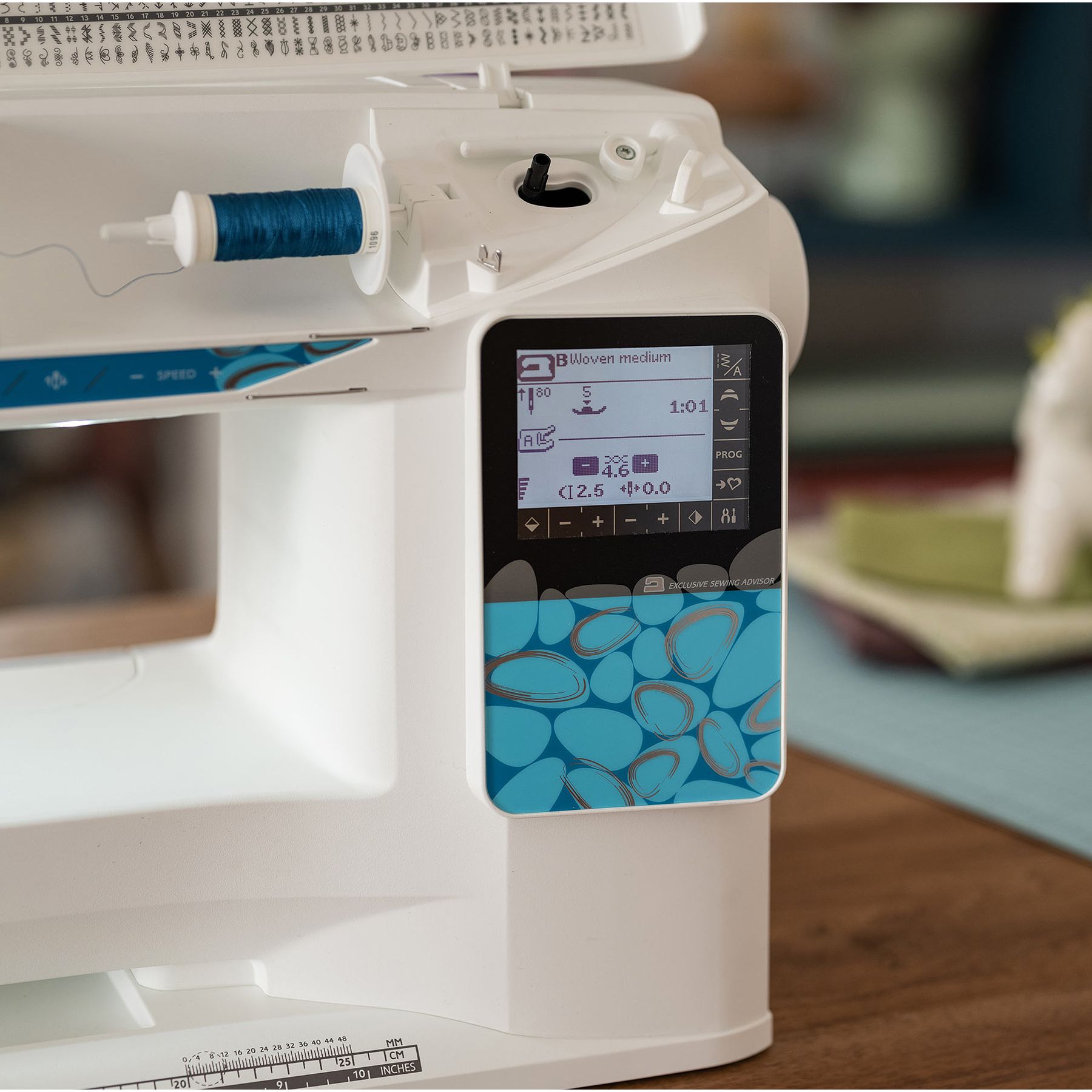 Refurbished OPAL™ 670 Sewing Machine | Husqvarna® Viking®