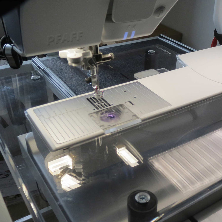 PFAFF® creative icon™ and performance icon™ Ruler Base