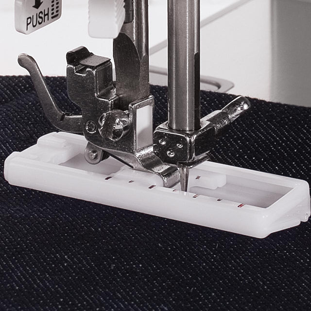 Singer Machine Buttons Portable & Stylish Sewing Bundle | SINGER®