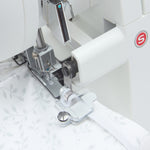 SINGER® Pied de biche élastique pour surjeteuses
