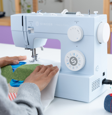 Small Singer Machine Portable & Mini Sewing Machines | Small & Lightweight | SINGER®