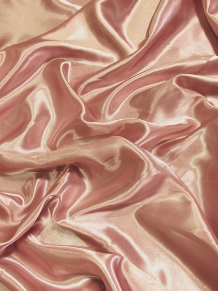 Tissu satiné brillant uni, d'épaisseur moyenne / Rose poudré