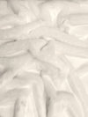 Tejido de piel sintética de pelo corto / Blanco / Se vende por yardas