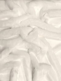 Tejido de piel sintética de pelo corto / Blanco / Se vende por yardas