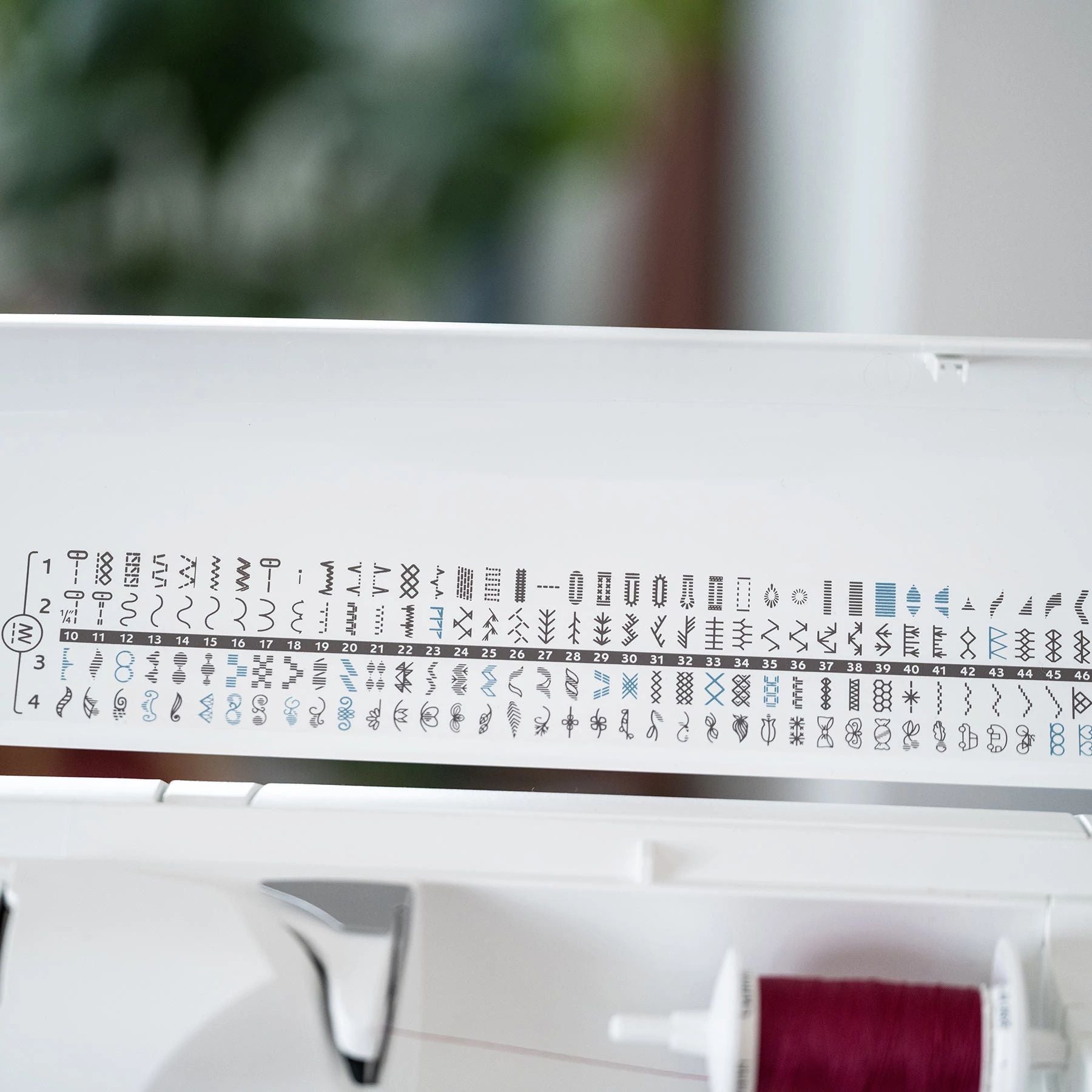 Refurbished SAPPHIRE™ 930 Sewing Machine | Husqvarna® Viking®