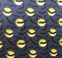 Tela azul 100 % algodón con murciélagos de Halloween y luna llena