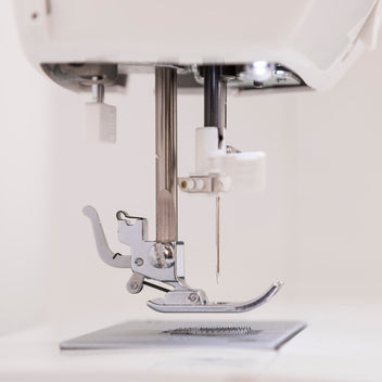 Sew Mate 5400 Sewing Machine | SINGER®