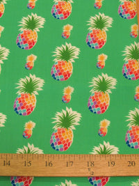 Tejido de algodón y poliéster con estampado de piña