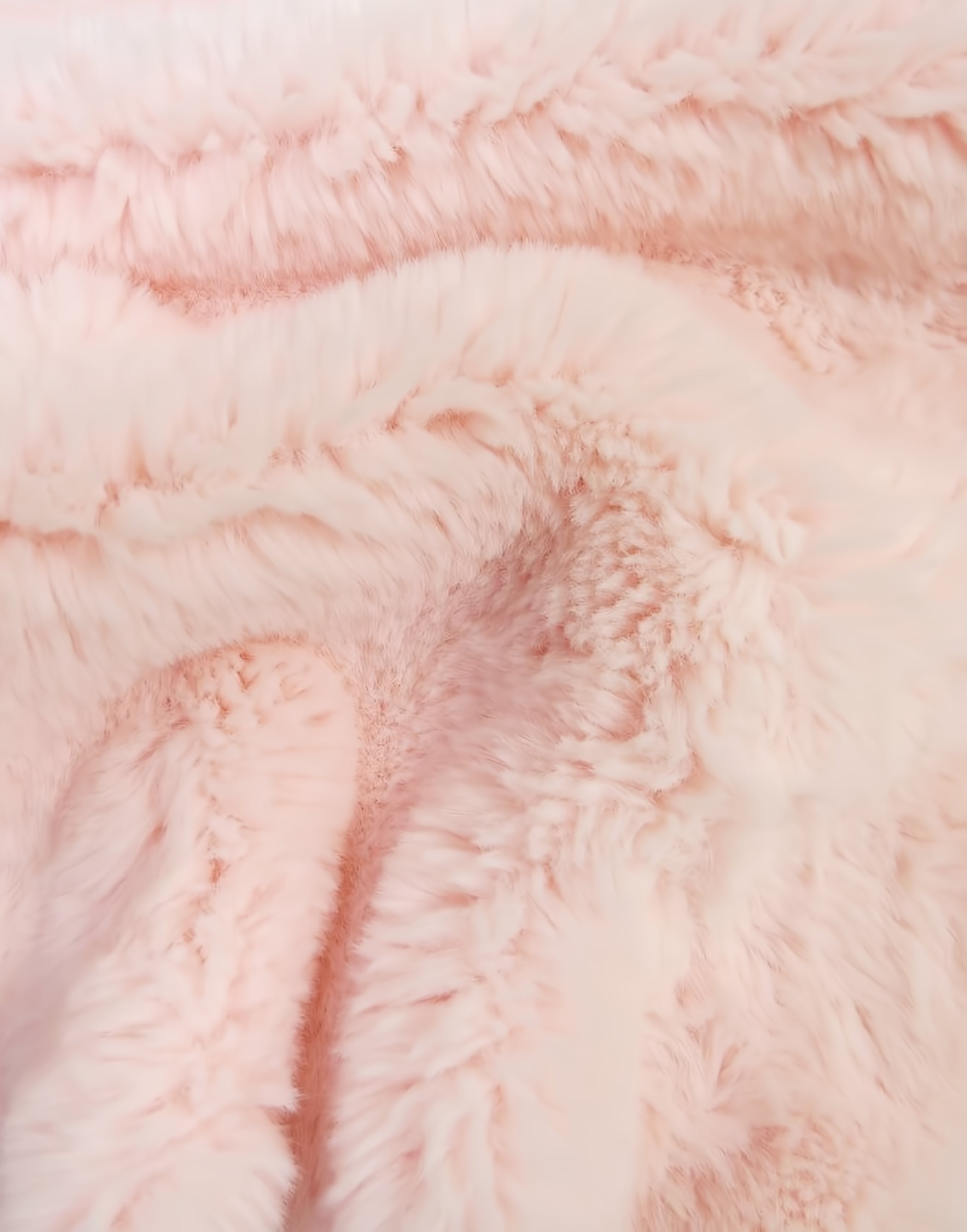 Arctic Rabbit Minky / Light Pink | SINGER®