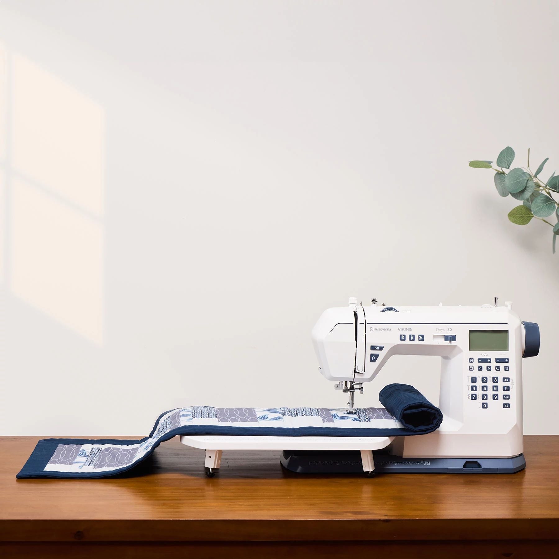 Extension Table for ONYX™ 30 | Husqvarna® Viking®