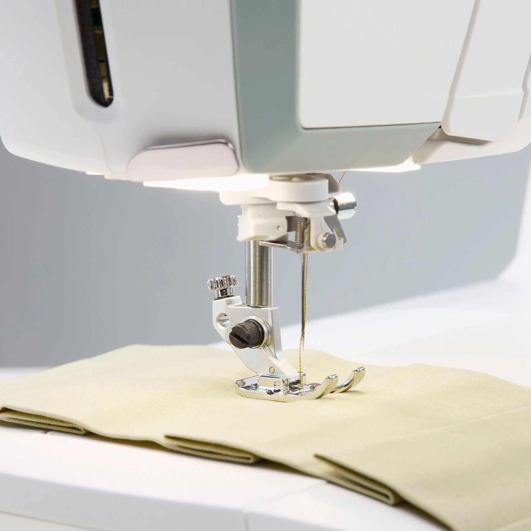 TOPAZ™ 55Q Sewing Machine + Ready for the Next Level Bundle