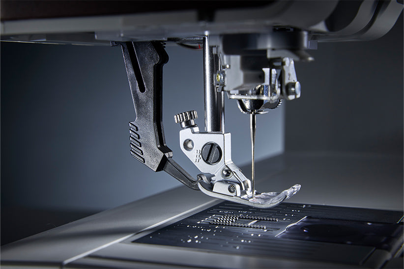 expression™ 715 Sewing Machine | PFAFF®