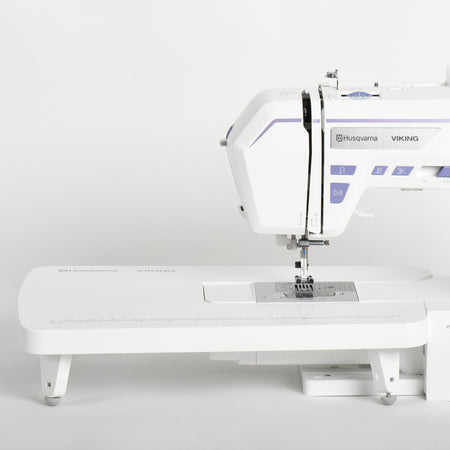 HUSQVARNA® VIKING® Extension Table for DESIGNER QUARTZ™ 29 -- Product Image