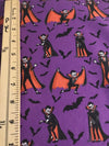 Tela de algodón 100 % con motivo de Drácula, el vampiro de Halloween, en color morado