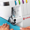 SINGER® SE017 Elite Serger -- Imagen del producto