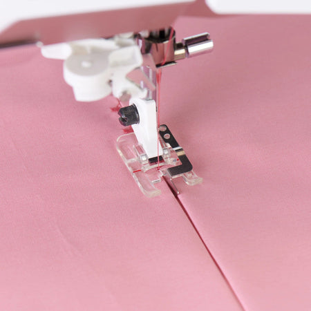 HUSQVARNA® VIKING® Clear B Edge/Joining Foot -- Imagen del producto