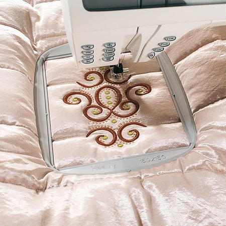 HUSQVARNA® VIKING® Do All Quilter's Hoop 150 x 150 mm -- Imagen del producto