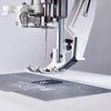 Máquina de coser y bordar HUSQVARNA® VIKING® Refurbished DESIGNER EPIC™ 2 Sewing & Embroidery Machine in Modern Mint -- Imagen del producto